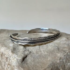 Sterling Silver Feather Cuff Bracelet Native American style LARGE Marked 925
